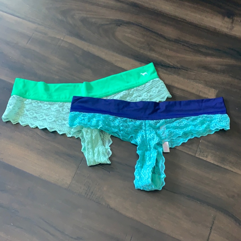 2 pairs of VS undies